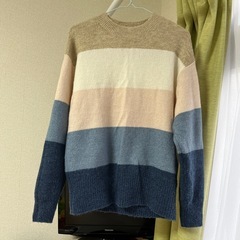 H &M セーター　ユニセックス
