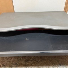 パソコンデスクの画像