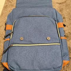 お取引決まりましたお値下未使用品 USB充電付きリュックの画像