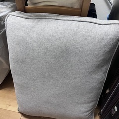 大きめのクッション 3つの画像
