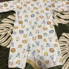 値下げしました　ロンパース 2枚セットの画像