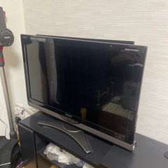 テレビ37インチ SHARP AQUOS
 の画像