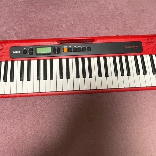 鍵盤楽器、ピアノ casio Casiotone CT-S200
