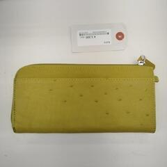 新古品 オーストリッチ調長財布 黄緑系 TJ10190の画像