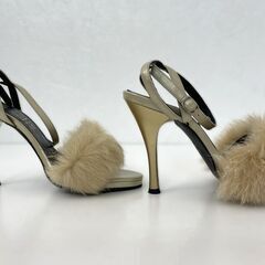 【リユース品】ハイヒール　ピンヒール　サンダル　ファー付き　（色：ゴールド）　No.186の画像