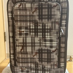 キャリーケース
