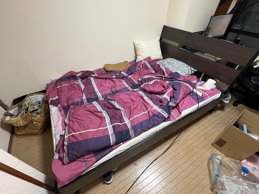 IKEA トリスィル　ダブルベット　無料でお譲りします。