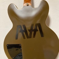 セミアコ　blink 182 の画像