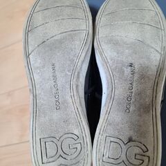 中古Dolce & Gabbana ドルチェアンドガッバーナ CO0032/38 24.5レディーススーニカー/黒 光沢 の画像