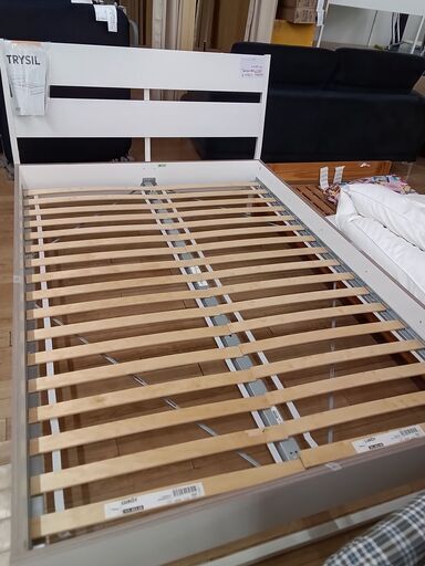 ★ジモティ割あり★ IKEA ダブルベッドフレーム　TRYSIL ホワイト H208.5×D25×W145.5 クリーニング済み TK4323