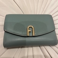 フルラ　財布