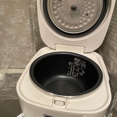即取引可能！万能炊飯器の画像