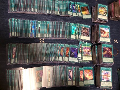 遊戯王カード　6400枚　大量まとめ売り引退