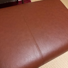 レザー　ベンチの画像