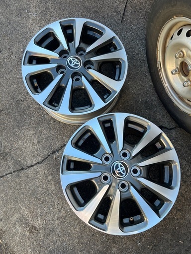 ノア　ヴォクシー　エスクワイア 等に　15インチ　2本　本　ホイールのみ