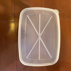 🤔🤔タッパ10個セットまとめ売り🙄🙄の画像