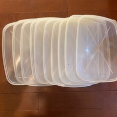 🤔🤔タッパ10個セットまとめ売り🙄🙄の画像