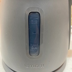 タイガー電気ケトル【美品】0.8L【値下げ】 4500円→3600円　　　の画像