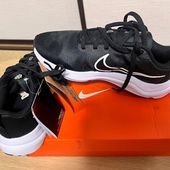 靴:ナイキダウンシフター　「新品」の画像