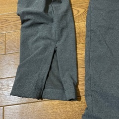 ユニクロヒートテックパンツの画像