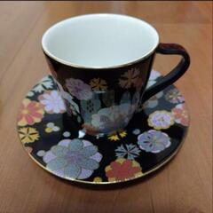 和柄食器　コーヒーカップとソーサーと皿セットの画像