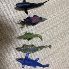 アニア　恐竜