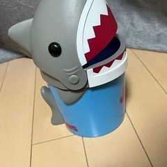 小物入れ　ゴミ箱　ジョーズの画像