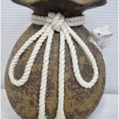 壺　巾着袋　宝袋　ネズミ　花瓶　鼠　干支　縁起物　フラワーベース　花器　花入　陶器　銘あり　陶芸　フラワーポット