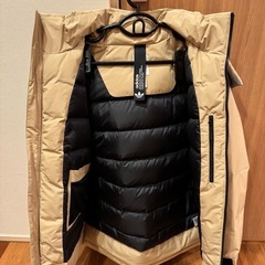 新品未使用　adidas originals ダウンジャケット　の画像