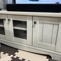 決まりました　　　　テレビ台の画像