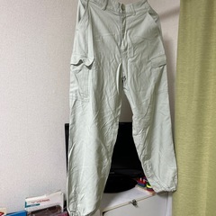 ユニクロ　ミント　パンツ
