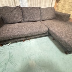 三人掛けソファーの画像