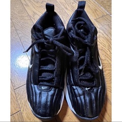 NIKE  黒　シューズ　25.5cmの画像