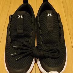 【最終値下げ】アンダーアーマー　UAビクトリー　メンズ28.5cm　ランニングシューズの画像