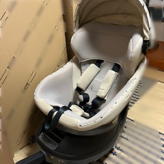 combi  クルムーヴスマート　isofix 回転式