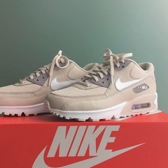 【24.5cm】Nike Air Max 90 ベージュ スニー...