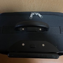 キャスター付き キャリーケース 布製の画像
