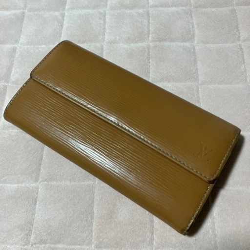 (お渡し予定シ様決定)ルイヴィトン　エピ　キャメル　長財布　美品です