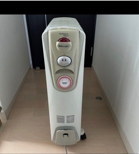 DeLonghi デロンギ　オイルヒーター　R031015EF　暖房機