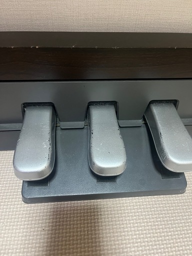 電子ピアノ　YAMAHA ARIUS