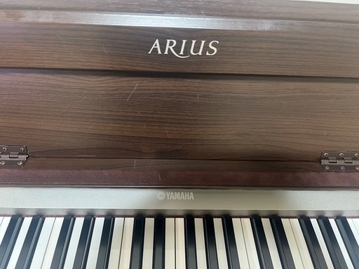 電子ピアノ　YAMAHA ARIUS