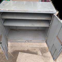 昭和レトロ 鉄の棚 スチールキャビネット　の画像