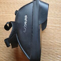 【中古美品】自転車用耐水スマホホルダー　eletecproの画像