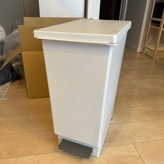 ゴミ箱(ニトリ)