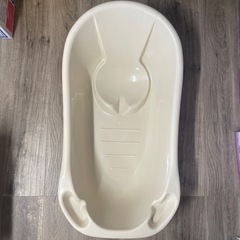 ベビーバス&湯温計のセットの画像