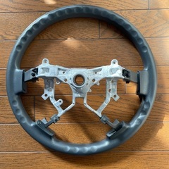 値下げ200系ハイエース純正ハンドルの画像