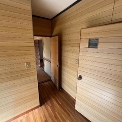 徳島県美馬市の室内に物がほとんどなく綺麗で敷地が広いです。 - 美馬市