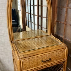 籐の
ドレッサー