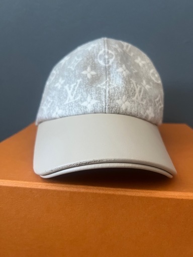 LOUIS VUITTON キャップ【美品】