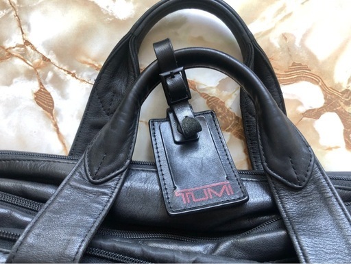 TUMI ビジネスバッグ ブラック レザー 7.75674.1041